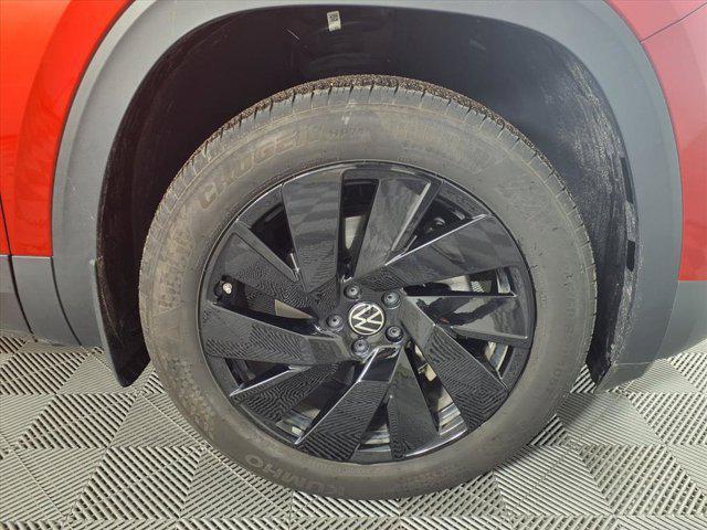 used 2024 Volkswagen Atlas car, priced at $28,577