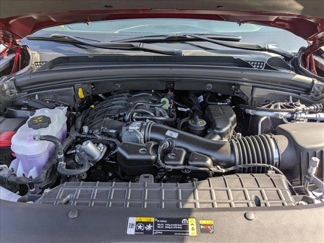 new 2025 Jeep Grand Cherokee car, priced at $37,355