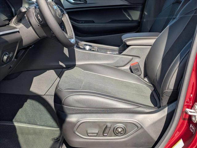 new 2025 Jeep Grand Cherokee car, priced at $37,355