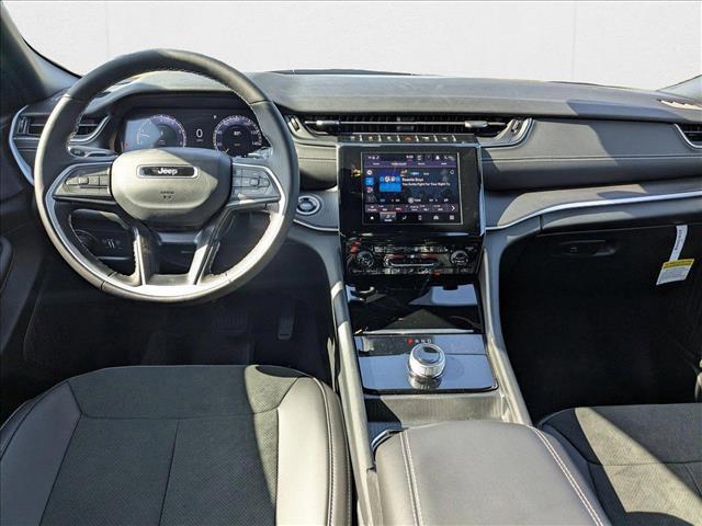 new 2025 Jeep Grand Cherokee car, priced at $37,355