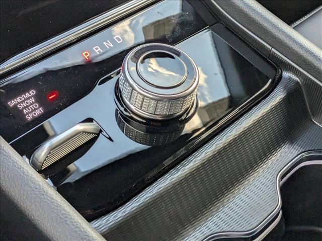 new 2025 Jeep Grand Cherokee car, priced at $42,257