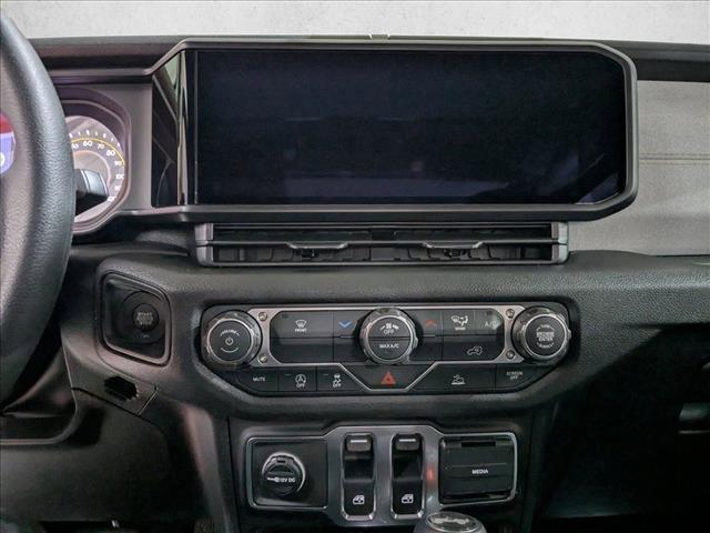 new 2026 Jeep Wrangler car, priced at $37,124