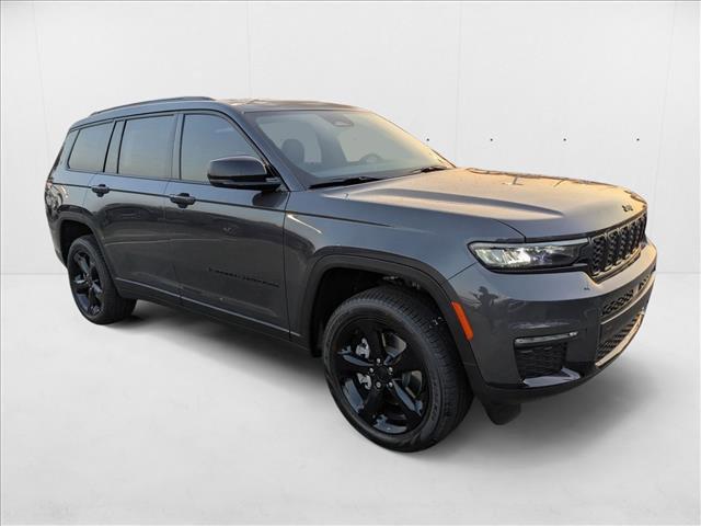 new 2025 Jeep Grand Cherokee car, priced at $47,001