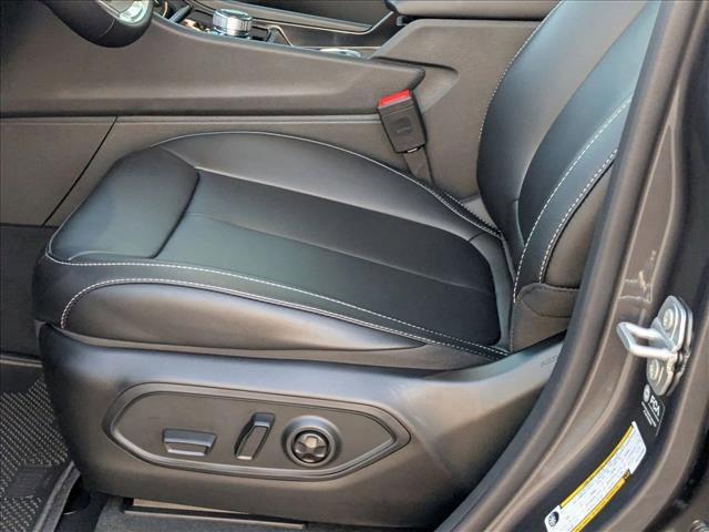 new 2025 Jeep Grand Cherokee car, priced at $47,001