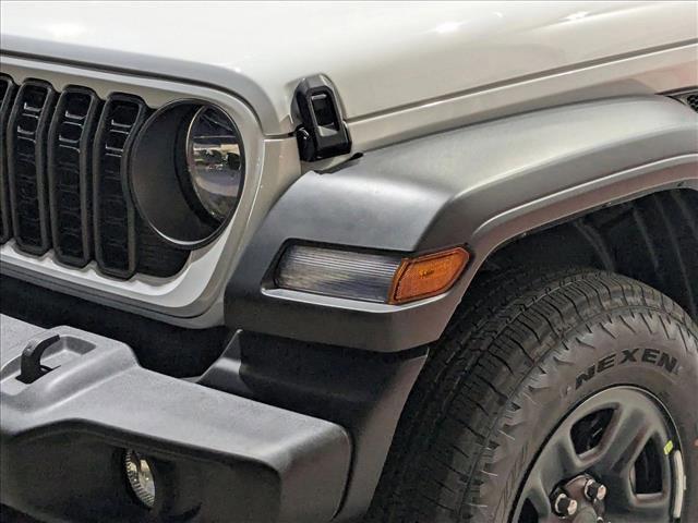 new 2026 Jeep Wrangler car, priced at $43,671