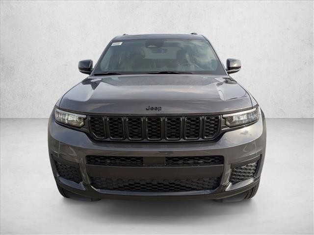 new 2025 Jeep Grand Cherokee car, priced at $37,076