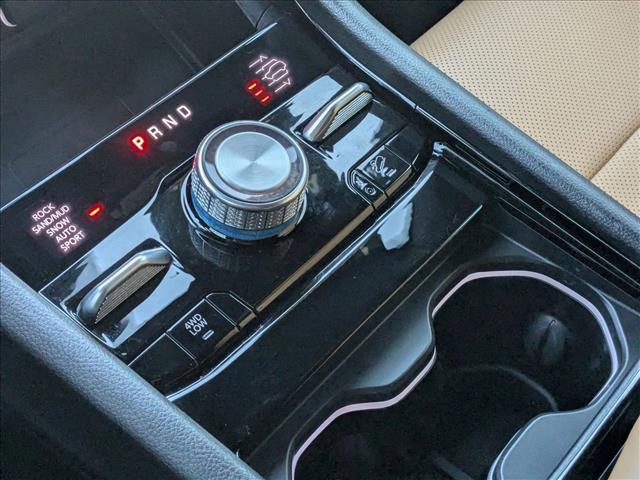 used 2024 Jeep Grand Cherokee car, priced at $44,495