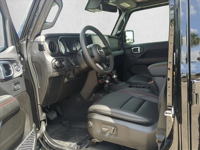 used 2025 Jeep Gladiator car, priced at $46,003