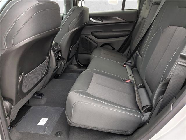 new 2025 Jeep Grand Cherokee car, priced at $32,573