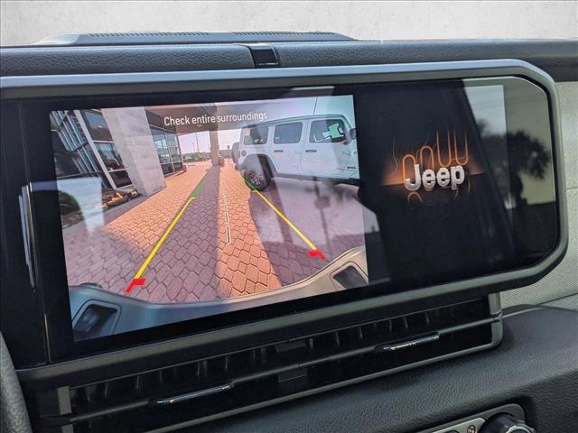 new 2025 Jeep Gladiator car, priced at $48,186