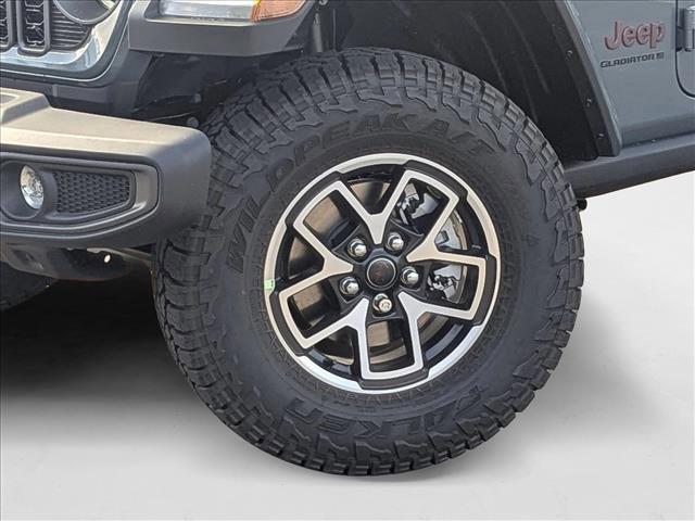 new 2025 Jeep Gladiator car, priced at $47,212