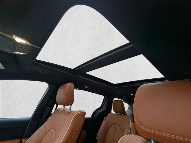 used 2025 Chrysler Pacifica car, priced at $41,495