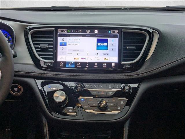 used 2025 Chrysler Pacifica car, priced at $41,495