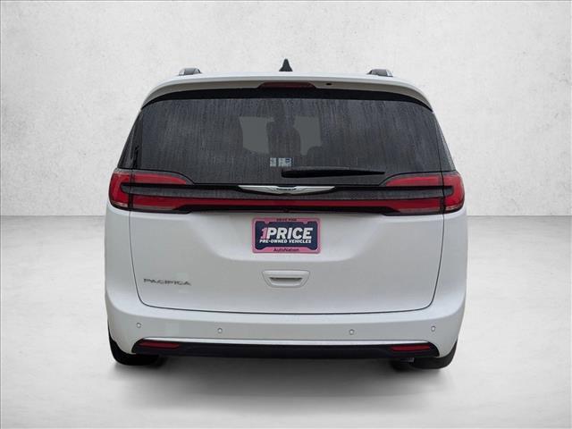 used 2025 Chrysler Pacifica car, priced at $41,495
