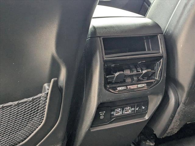 used 2023 Jeep Grand Cherokee car, priced at $27,994