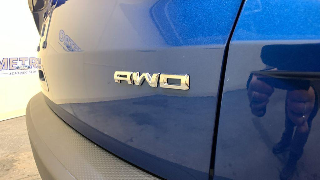 used 2022 Ford Escape car, priced at $24,000