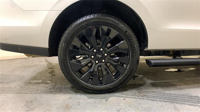 used 2025 Ford Expedition car, priced at $76,000