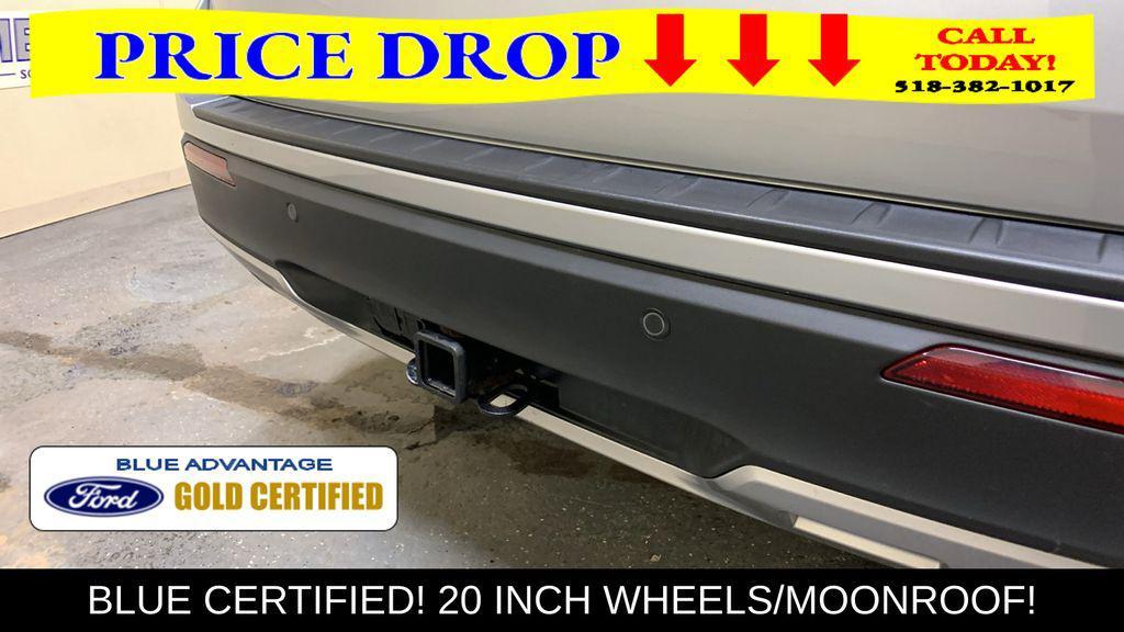 used 2022 Ford Explorer car, priced at $25,000