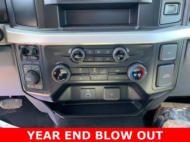 new 2024 Ford F-350 car, priced at $61,000