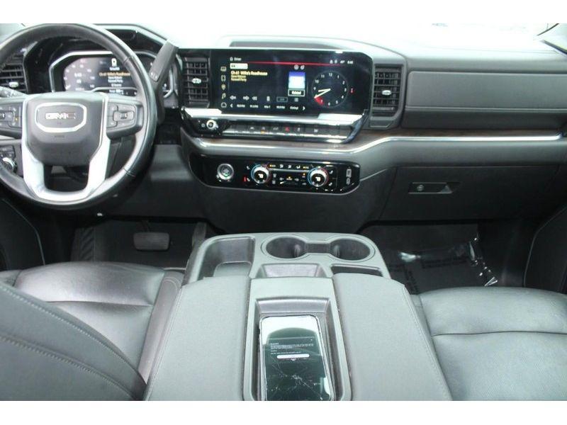 used 2024 GMC Sierra 1500 car, priced at $43,677