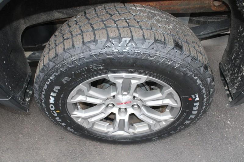 used 2019 GMC Sierra 1500 car, priced at $35,777