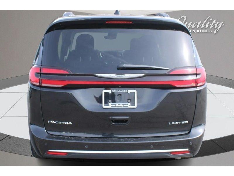 used 2023 Chrysler Pacifica car, priced at $26,985