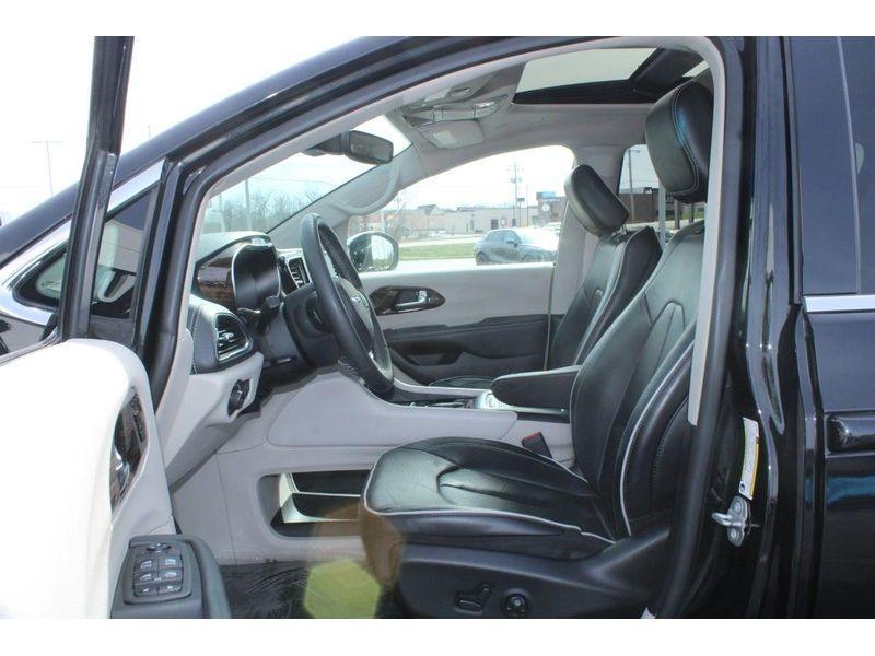 used 2023 Chrysler Pacifica car, priced at $26,985