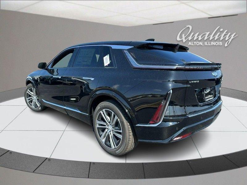 new 2025 Cadillac LYRIQ car
