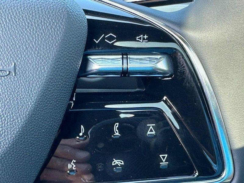 new 2025 Cadillac LYRIQ car