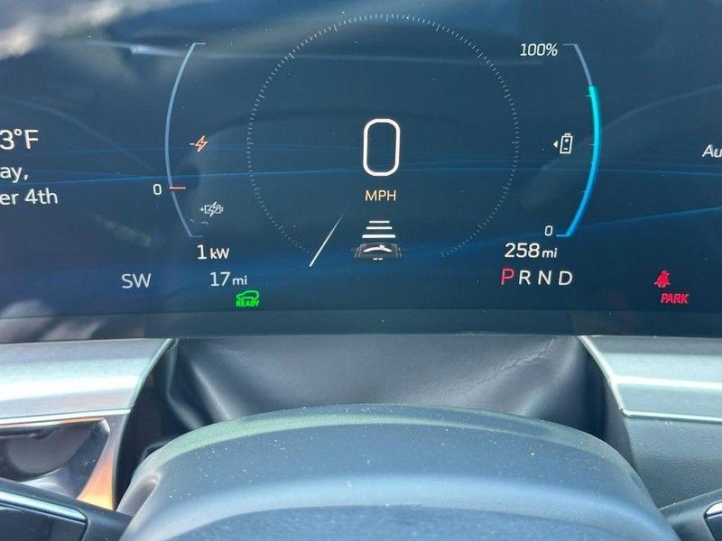 new 2025 Cadillac LYRIQ car