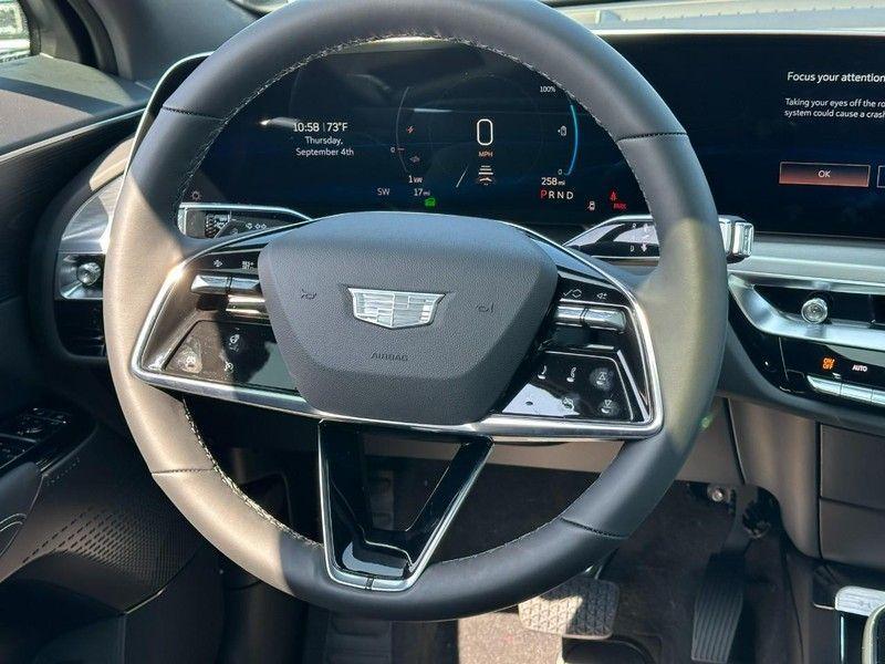 new 2025 Cadillac LYRIQ car