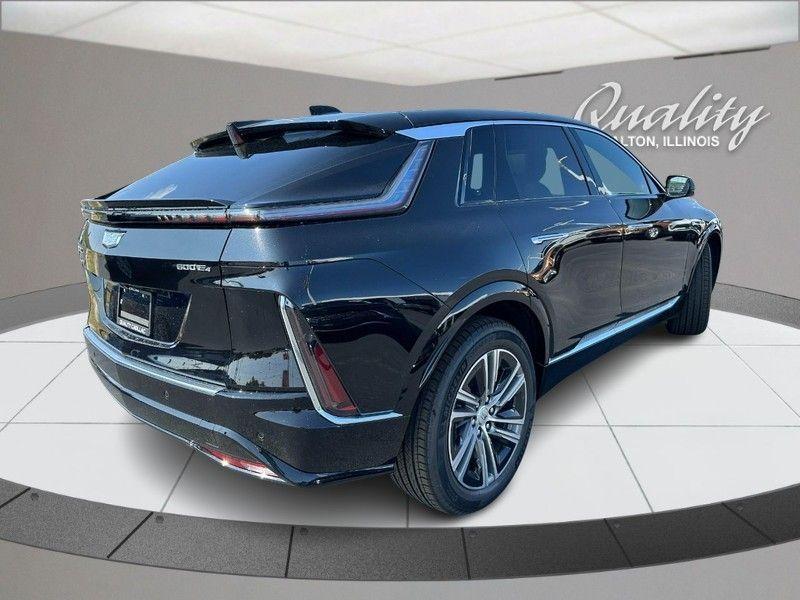 new 2025 Cadillac LYRIQ car