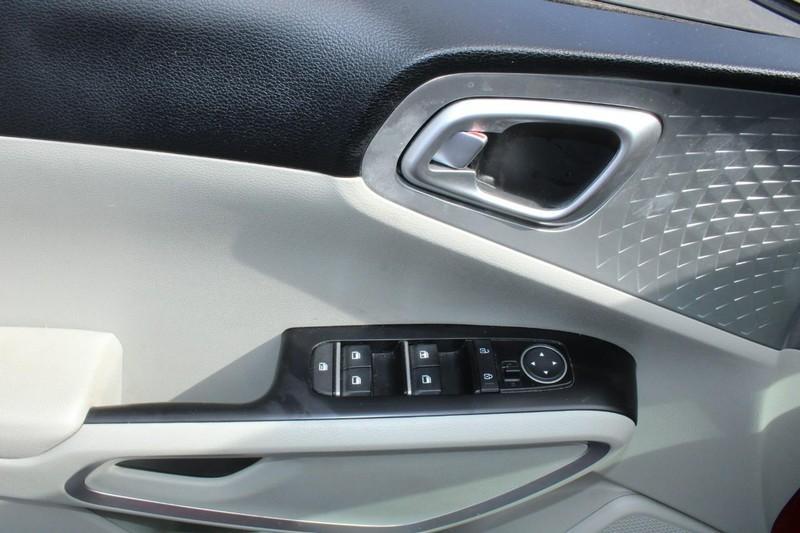 used 2023 Kia Soul car, priced at $16,577