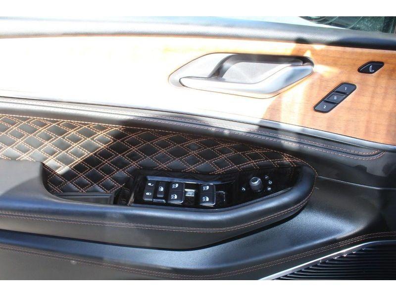 used 2024 Jeep Grand Cherokee car, priced at $45,977