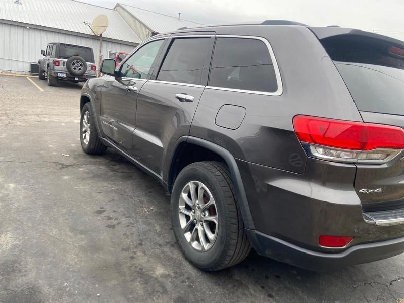 used 2015 Jeep Grand Cherokee car, priced at $10,985