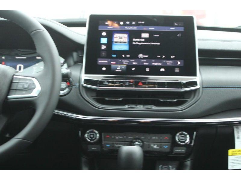 new 2026 Jeep Compass car, priced at $34,395