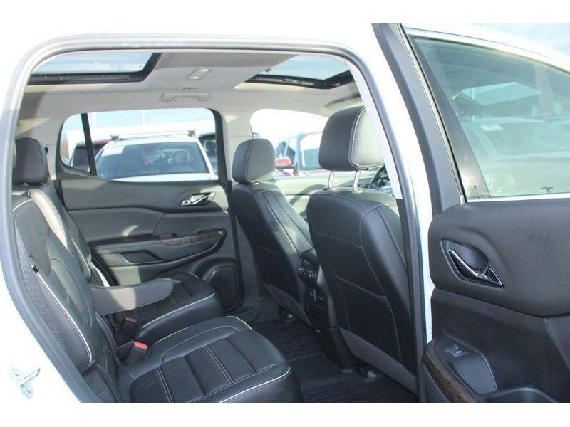 used 2022 GMC Acadia car, priced at $34,985