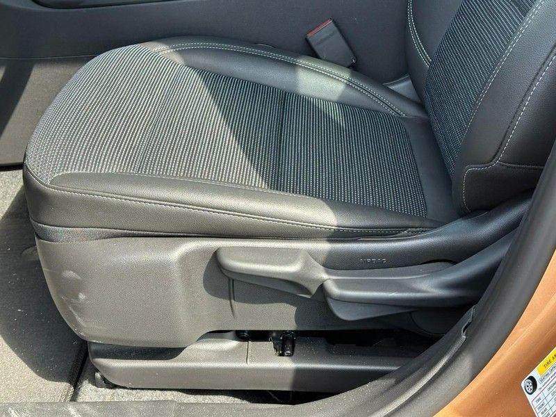 new 2025 Buick Envista car