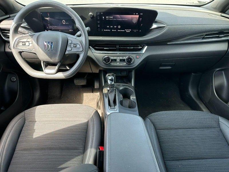 new 2025 Buick Envista car