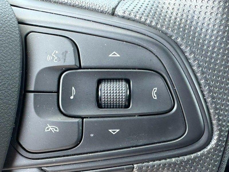 new 2025 Buick Envista car