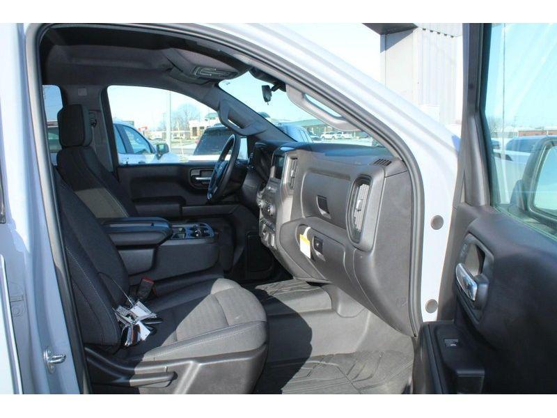used 2024 Chevrolet Silverado 1500 car, priced at $38,977