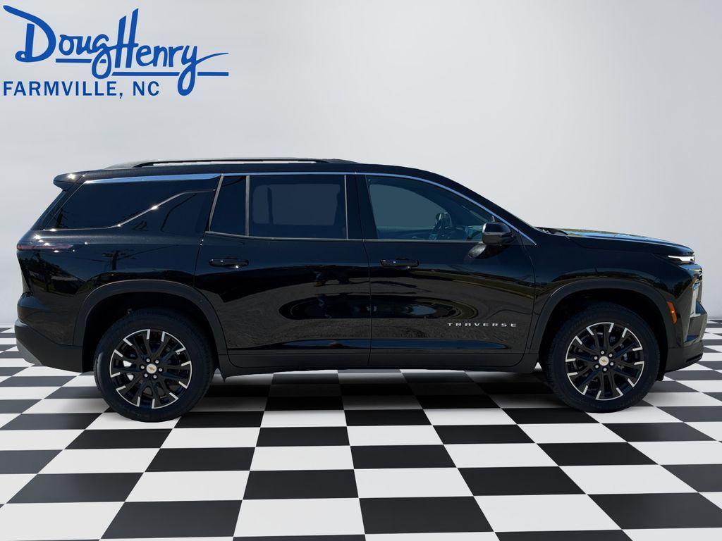 new 2026 Chevrolet Traverse car, priced at $43,973