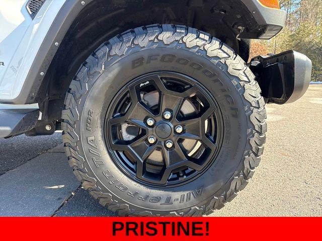 used 2021 Jeep Gladiator car, priced at $28,900