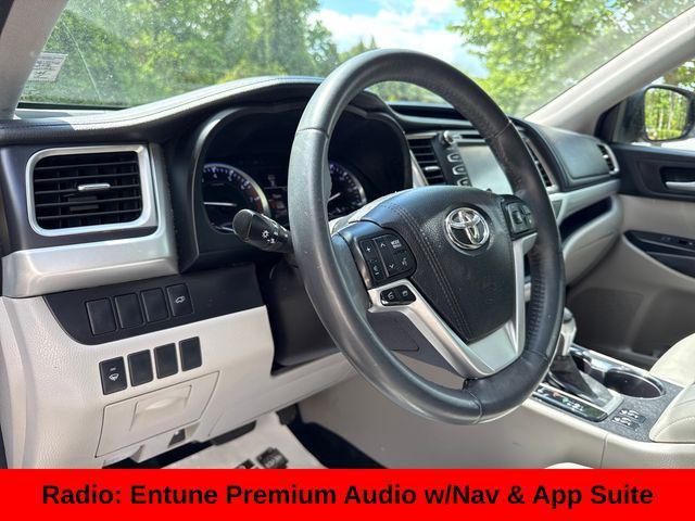 used 2016 Toyota Highlander car, priced at $21,998