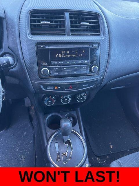 used 2015 Mitsubishi Outlander Sport car