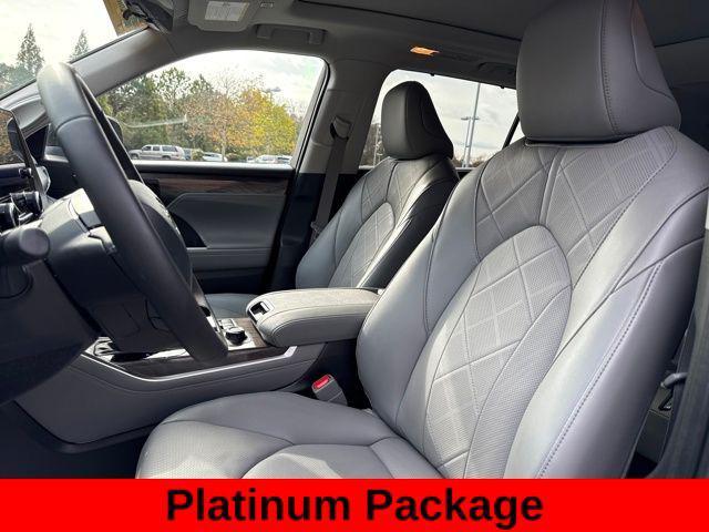 used 2024 Toyota Highlander car, priced at $46,700
