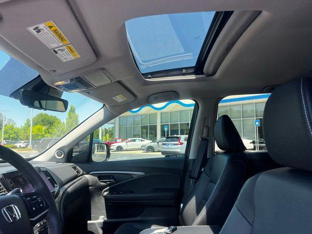 used 2025 Honda Ridgeline car, priced at $36,500