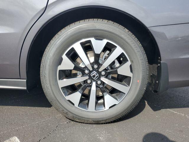 new 2026 Honda Odyssey car, priced at $41,637