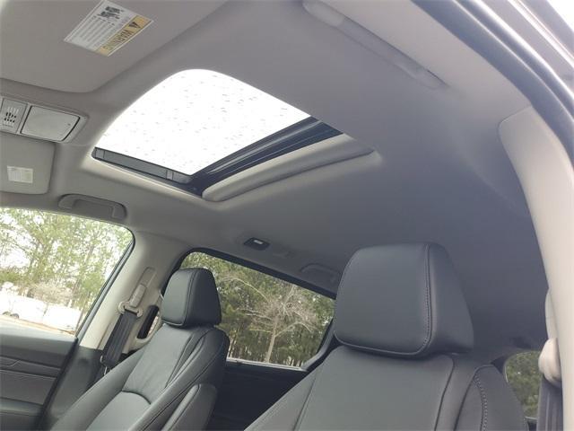 new 2026 Honda Odyssey car, priced at $44,290