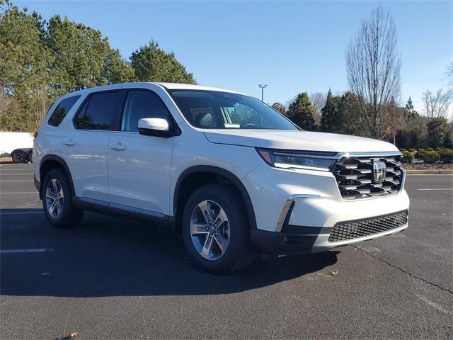 new 2025 Honda Pilot car, priced at $45,450
